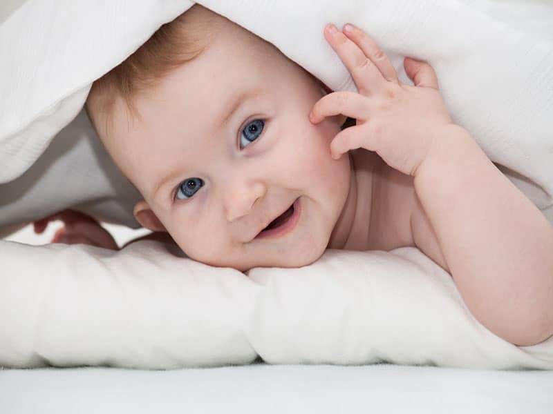 Tổng hợp bộ số may mắn giúp bạn thử vận may tài lộc khi mơ thấy trẻ con.